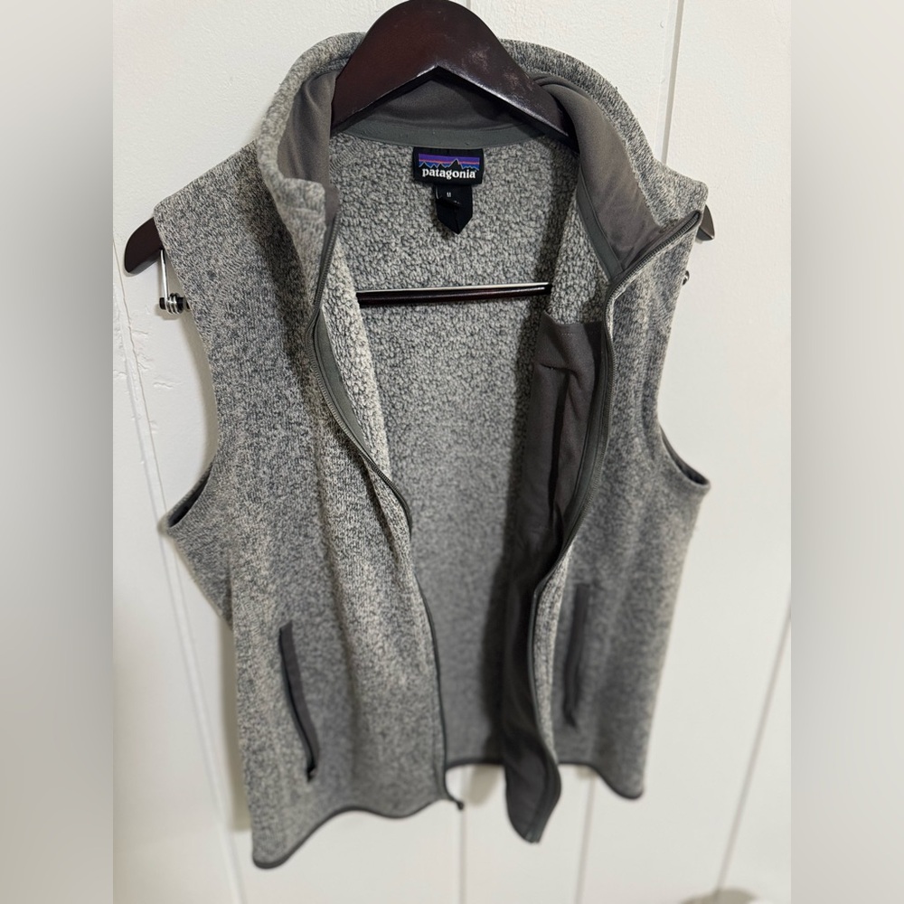 Patagonia Men's Heather Gray Better Sweater Vest - Picture 9 of 11